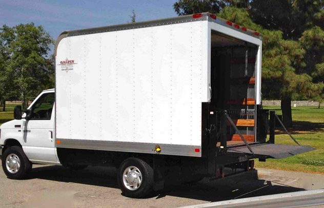 12′ E350 Small Cube with Liftgate