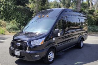 15-Passenger Transit (Extended, Heavy Duty, AWD, with High Roof)